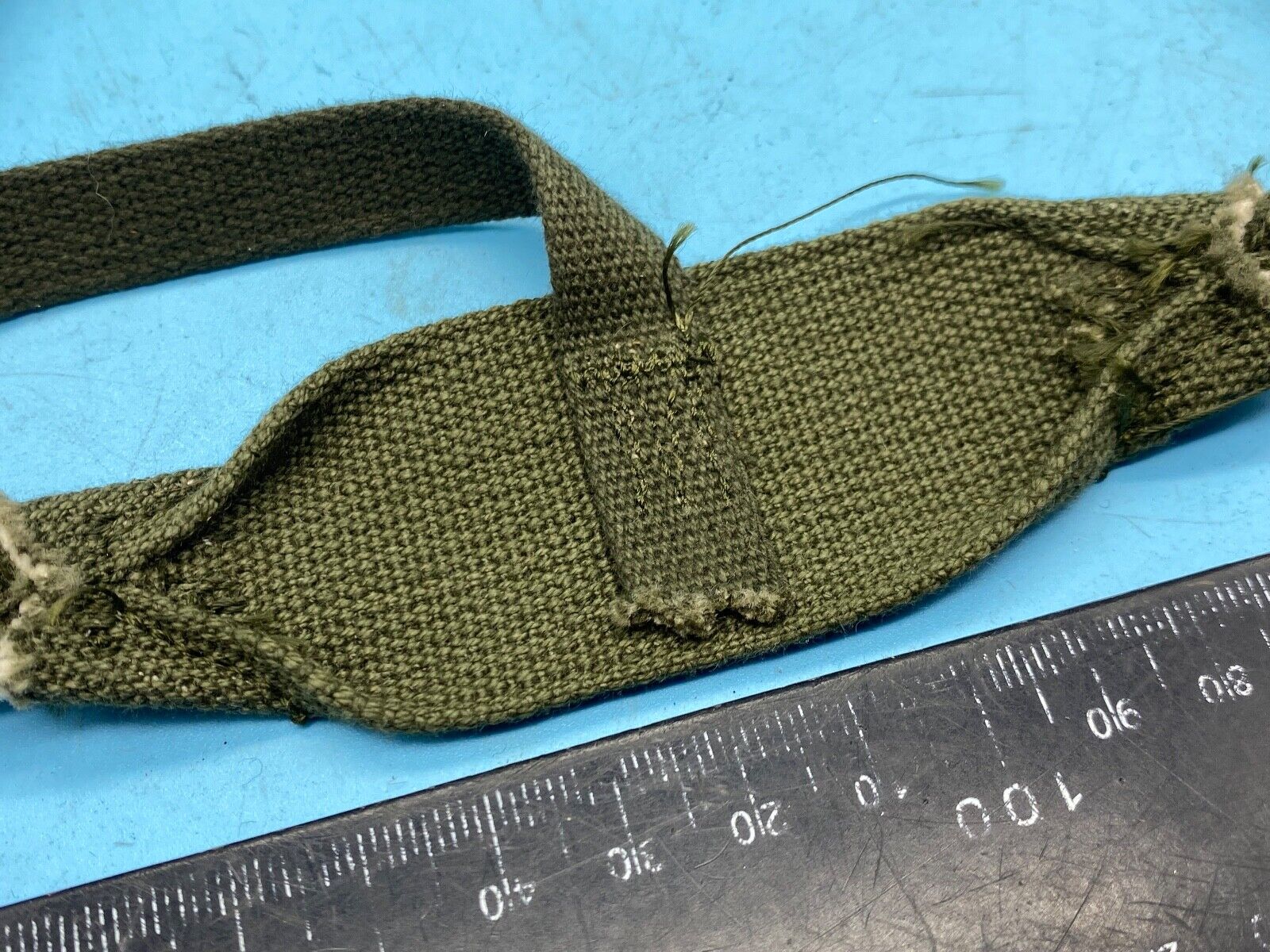 Original WW2 US Army Liner Neck Strap - The Militaria Shop