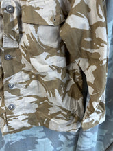 Charger l&#39;image dans la galerie, Genuine British Army Desert DPM Camouflaged Tropical Combat Jacket - 160/96
