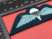 Load image into Gallery viewer, British Army / RAF Paratrooper Parachute Qualification Jump Para Wings
