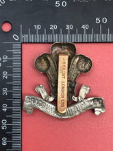 Load image into Gallery viewer, Original WW1 British Army Denbighshire Hussars Cap Badge
