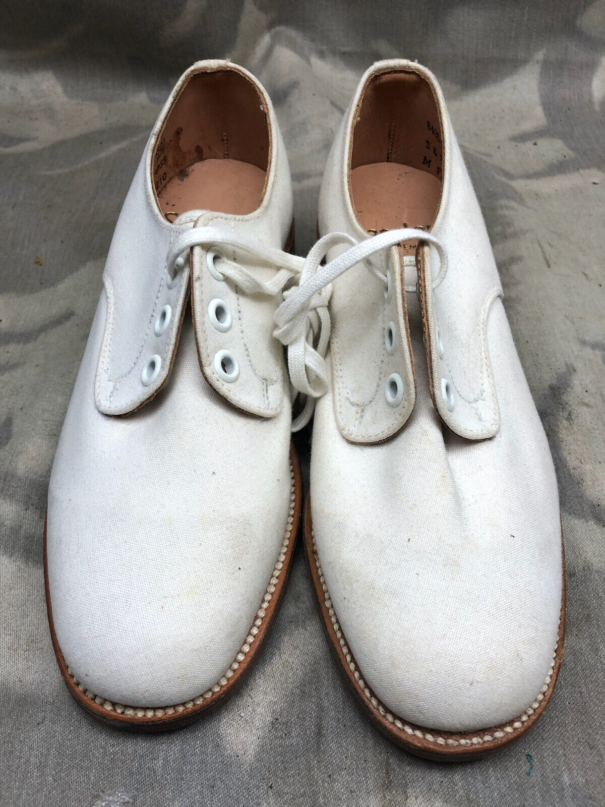 Genuine British Army Women's White Summer Shoes - WW2 Pattern - Size UK 2M - The Militaria Shop