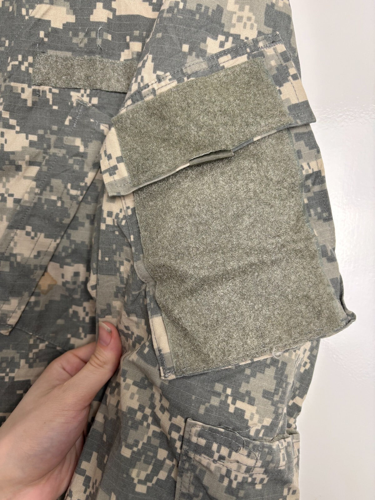 Surplus US Army ACU Combat Uniform Jacket-Medium Long - The Militaria Shop