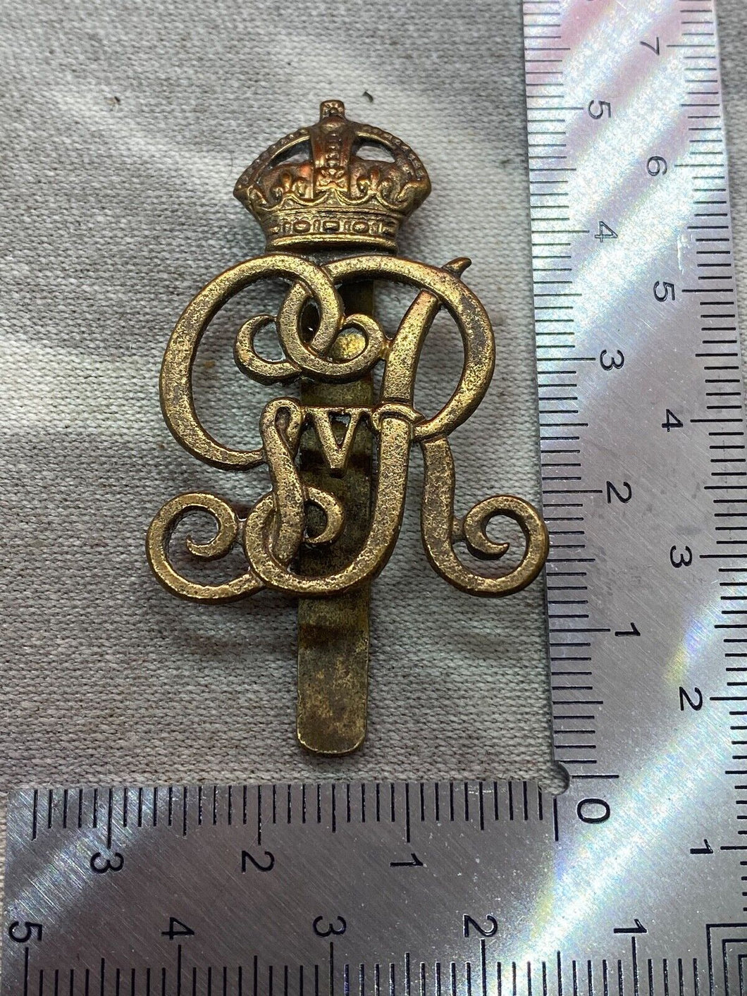 Original WW1 British Army King's Own Norfolk Yeomanry Regiment Cap Badge