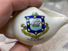 Load image into Gallery viewer, Original Vintage Crested China Ware Sea Shell - Ryde - Isle of Wight
