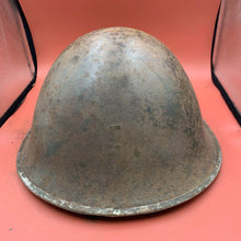 Charger l&#39;image dans la galerie, Original British / Canadian Army WW2 Soldiers Military Combat Mk3 Turtle Helmet
