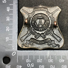 Lade das Bild in den Galerie-Viewer, Image #4
