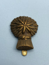 Load image into Gallery viewer, Original WW2 British Army Lothians and Border Horse Cap Badge
