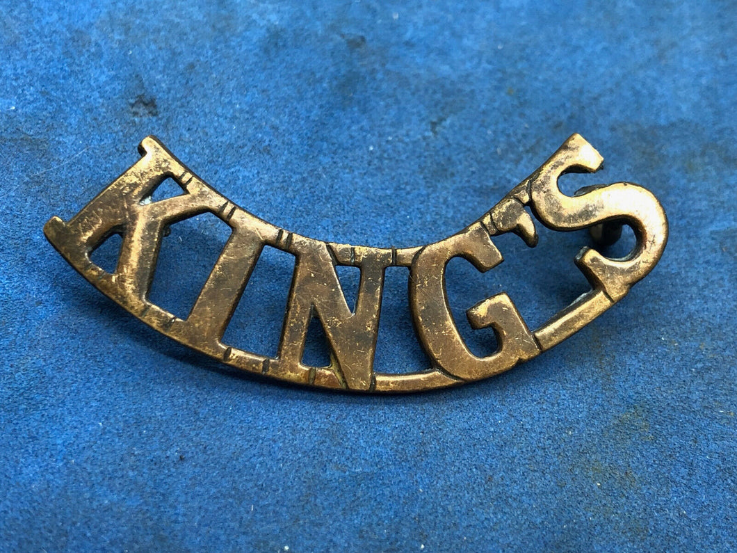 Original WW2 British Army King's Liverpool Regiment KING'S Brass Shoulder Title