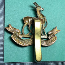 Load image into Gallery viewer, Original WW2 British Army Cap Badge - Royal Warwickshire Regiment
