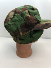 Charger l&#39;image dans la galerie, Original British Army 1968 68 Pattern Cold Weather Combat Camouflaged Cap Size 7
