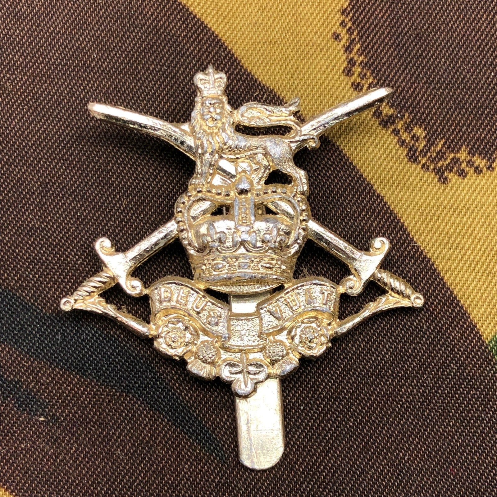 Genuine British Army Staybrite Cap Badge - Junior Leaders Regiment - The Militaria Shop