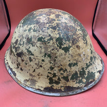 Charger l&#39;image dans la galerie, Original British / Canadian Army WW2 Soldiers Military Combat Mk3 Turtle Helmet
