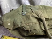 Charger l&#39;image dans la galerie, Original WW2 37 Pattern British Army Canvas Kit / Tool / Equipment Bag
