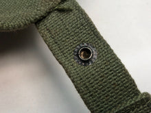 Lade das Bild in den Galerie-Viewer, Original WW2 British Army 37 Pattern Lewis Pouch - South African Made 1941
