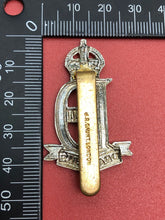 Load image into Gallery viewer, Original WW2 British Army Cap Badge - 22nd Dragoons
