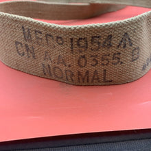 Charger l&#39;image dans la galerie, Original British Army 37 Pattern Shoulder Strap - WW2 Pattern - Size Normal 44&quot;
