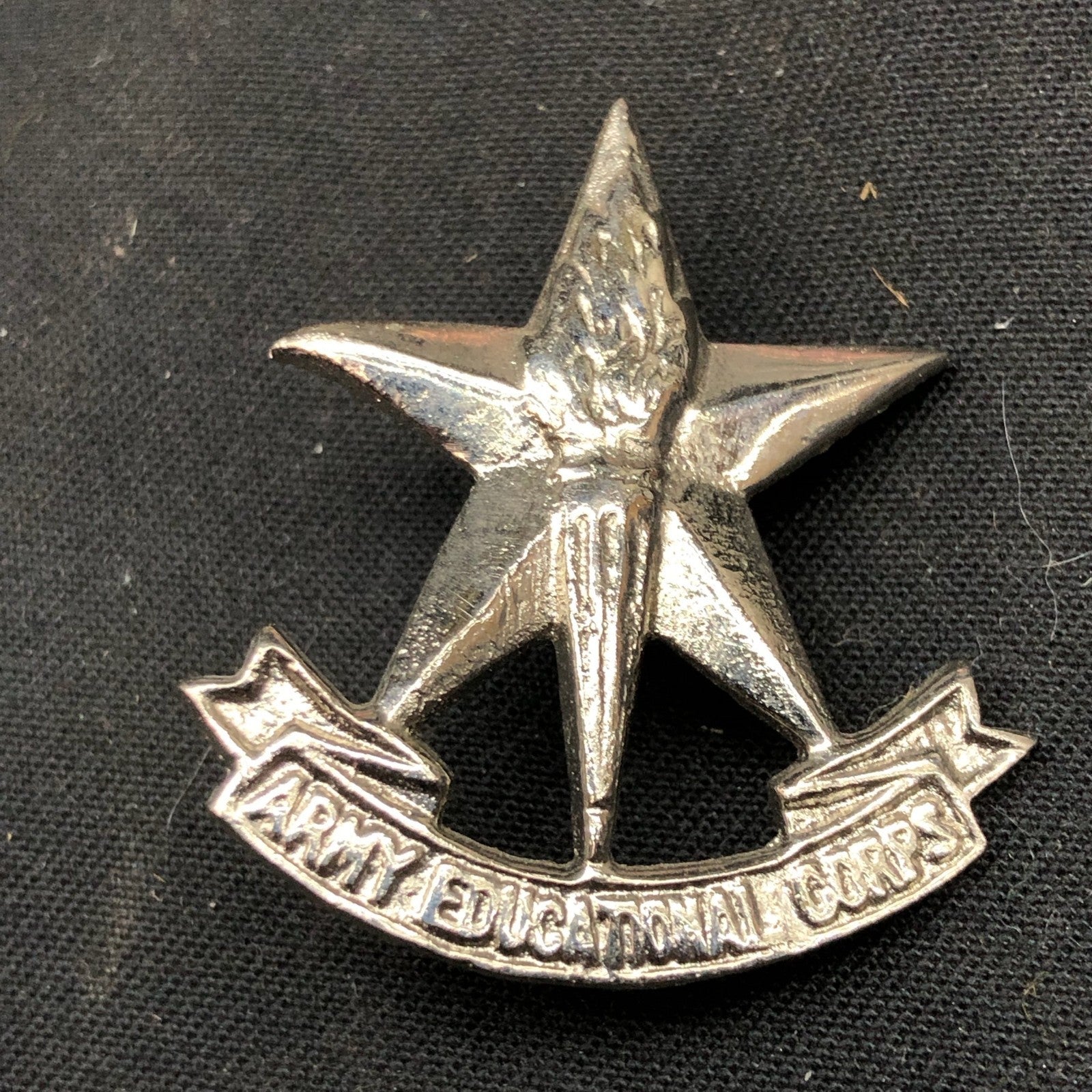 Original Army Badge - Indian Army Education Corps - The Militaria Shop