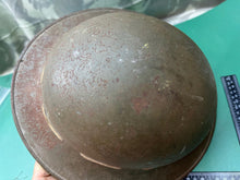 Charger l&#39;image dans la galerie, Original WW2 British Home Front Civillian Zuckerman Helmet 1941 Dated &amp; Liner
