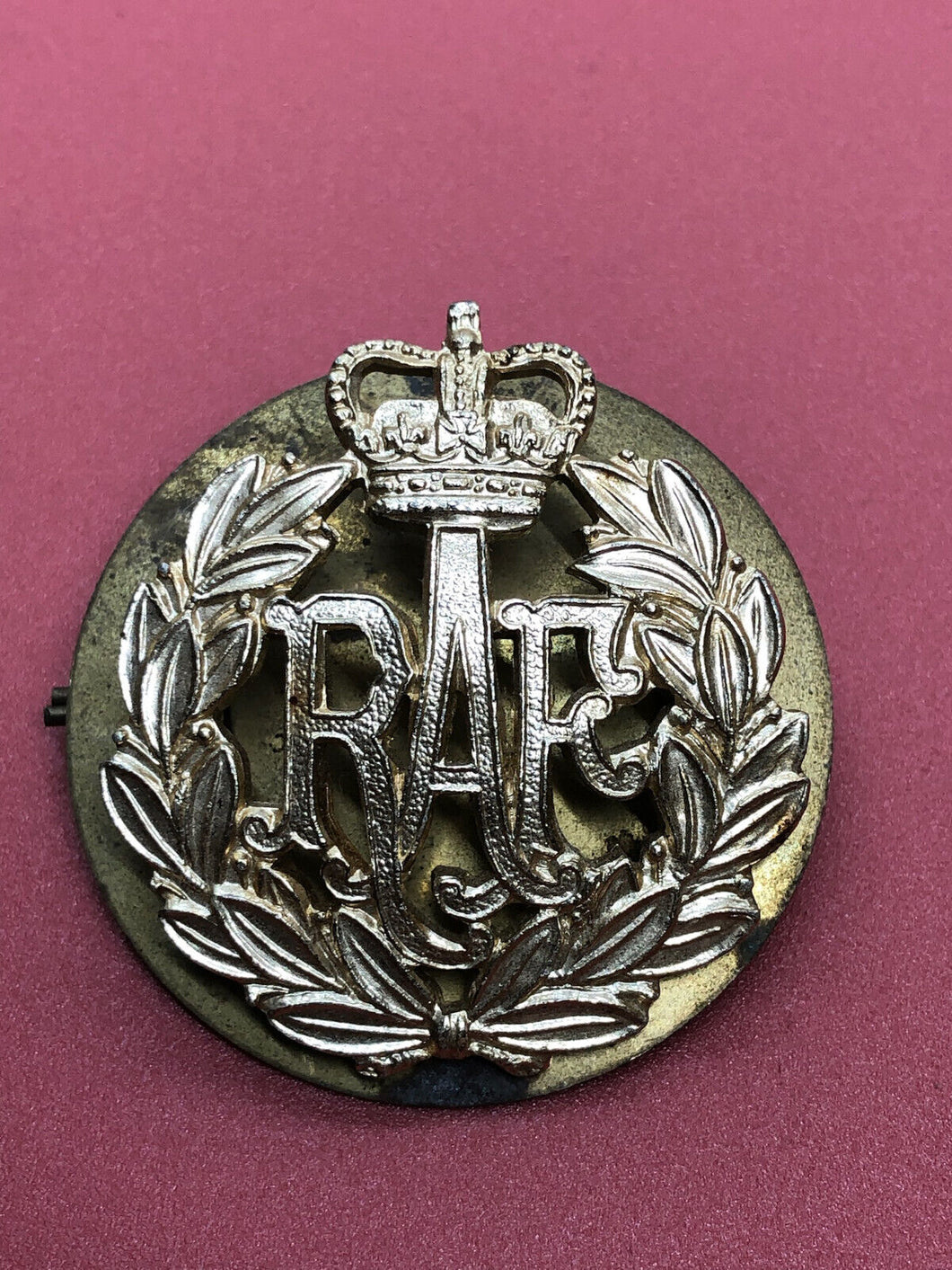 Genuine British Royal Air Force RAF Cap Badge