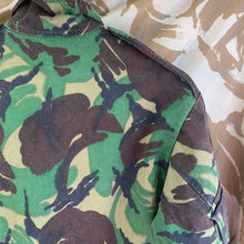 Lade das Bild in den Galerie-Viewer, Genuine British Army Smock Combat Jungle DPM Camouflage - Size 170/96
