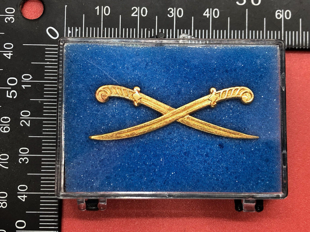 Interesting Crossed Swords Badge