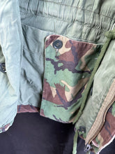 Load image into Gallery viewer, Original British Army 1968 68 Pattern DPM Combat Jacket Smock - 40&quot; Chest
