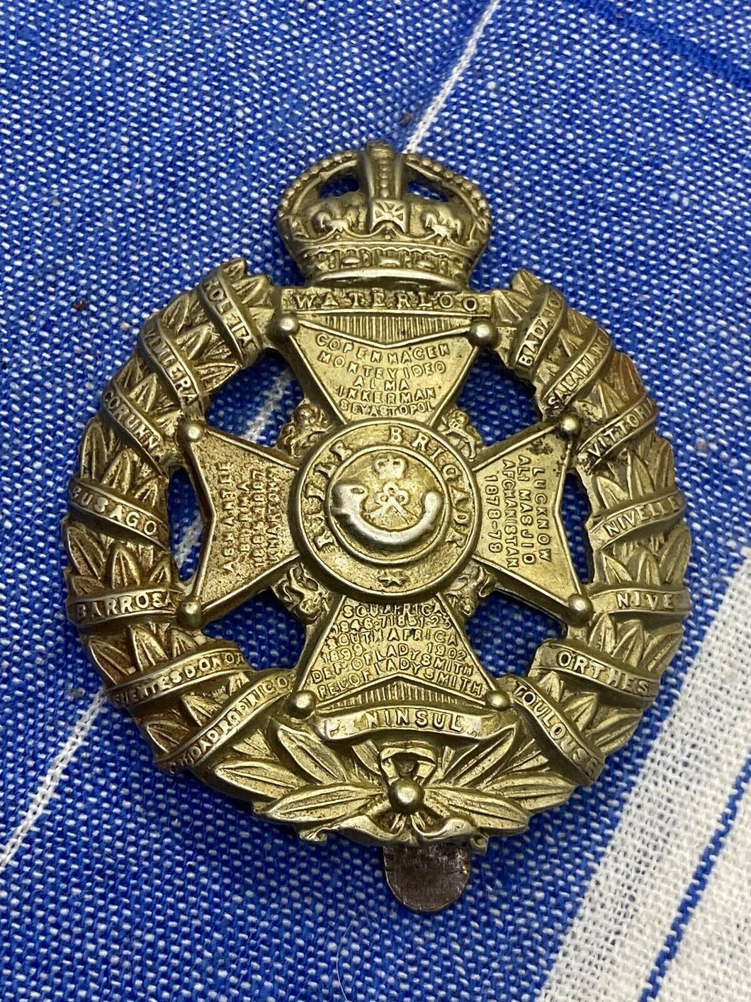 Original WW1 / WW2 British Army Rifle Brigade Regiment Cap Badge