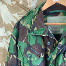 Lade das Bild in den Galerie-Viewer, Genuine British Army Smock Combat Jungle DPM Camouflage - Size 170/104
