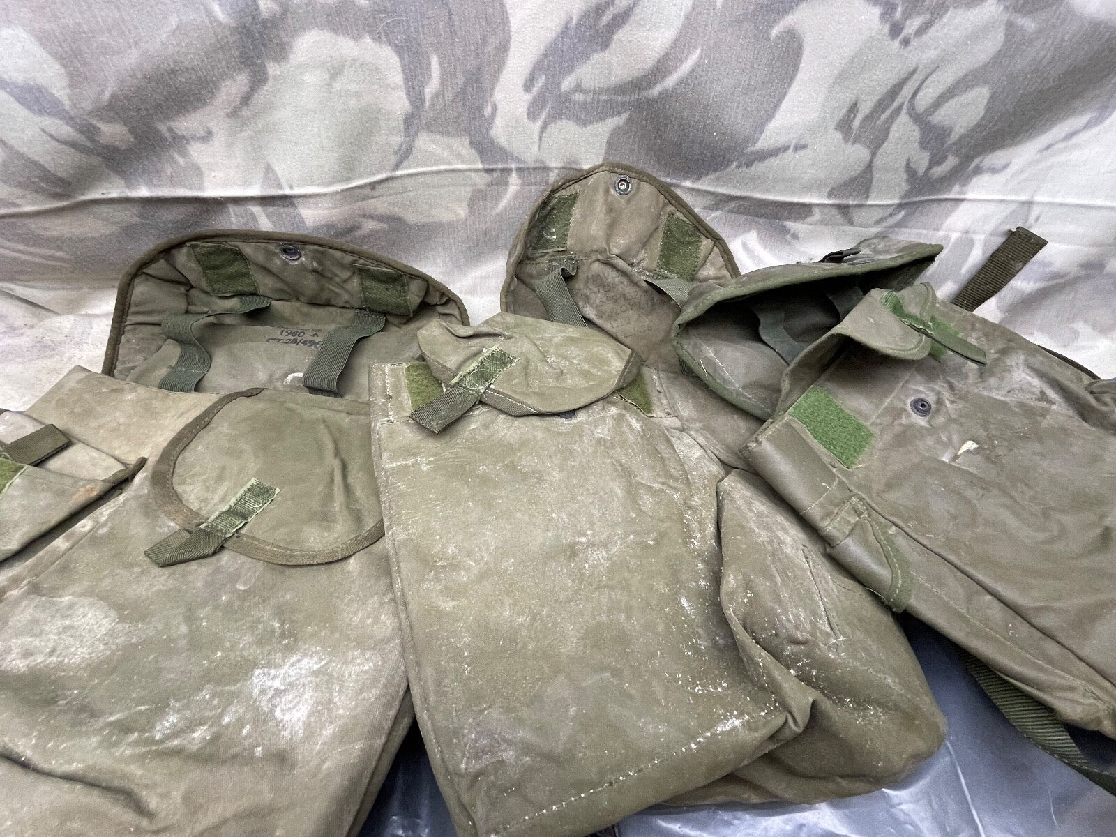 Original British Army 1980's Gas Mask Bag - The Militaria Shop