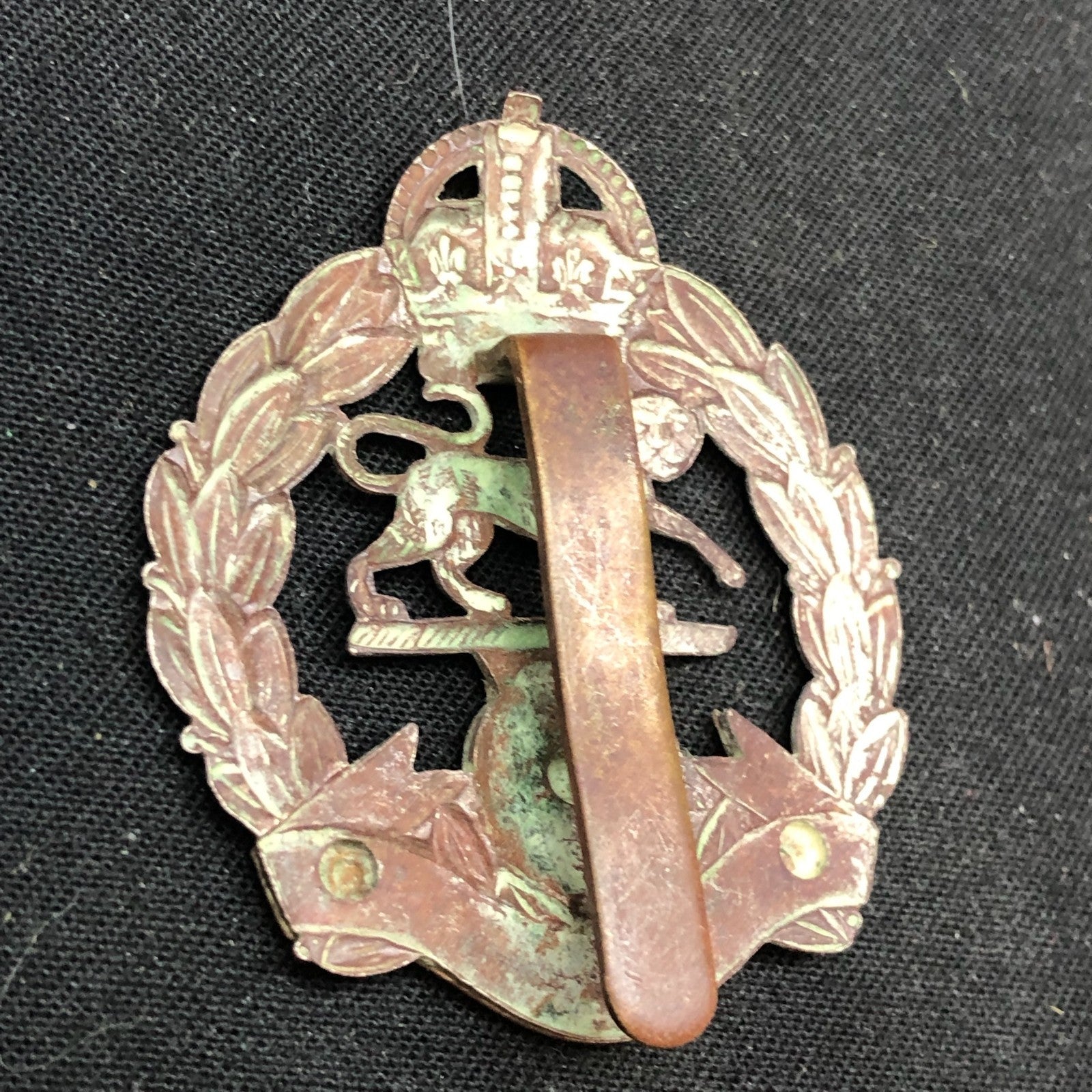 Original WW2 British Army Cap Badge - Royal Hampshire Regiment - The Militaria Shop