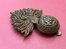 Load image into Gallery viewer, Original WW2 British Army Cap Badge - Royal Fusiliers
