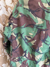 Load image into Gallery viewer, Genuine British Army 1968 Pattern DPM Combat Smock - Size 4 - 38&quot; Chest
