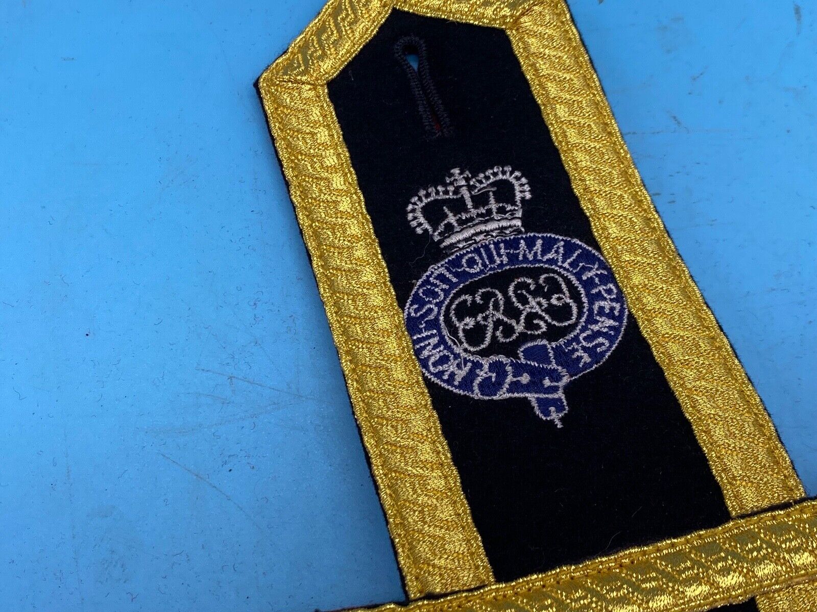 Original Single British Army Grenadier Guards Bandsman's Epaulette / Wing - The Militaria Shop