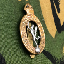 Lade das Bild in den Galerie-Viewer, Image #3
