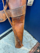 Lade das Bild in den Galerie-Viewer, WW1 British Army Cavalry Lee Enfield Rifle Carrying Boot - Great Used Condition

