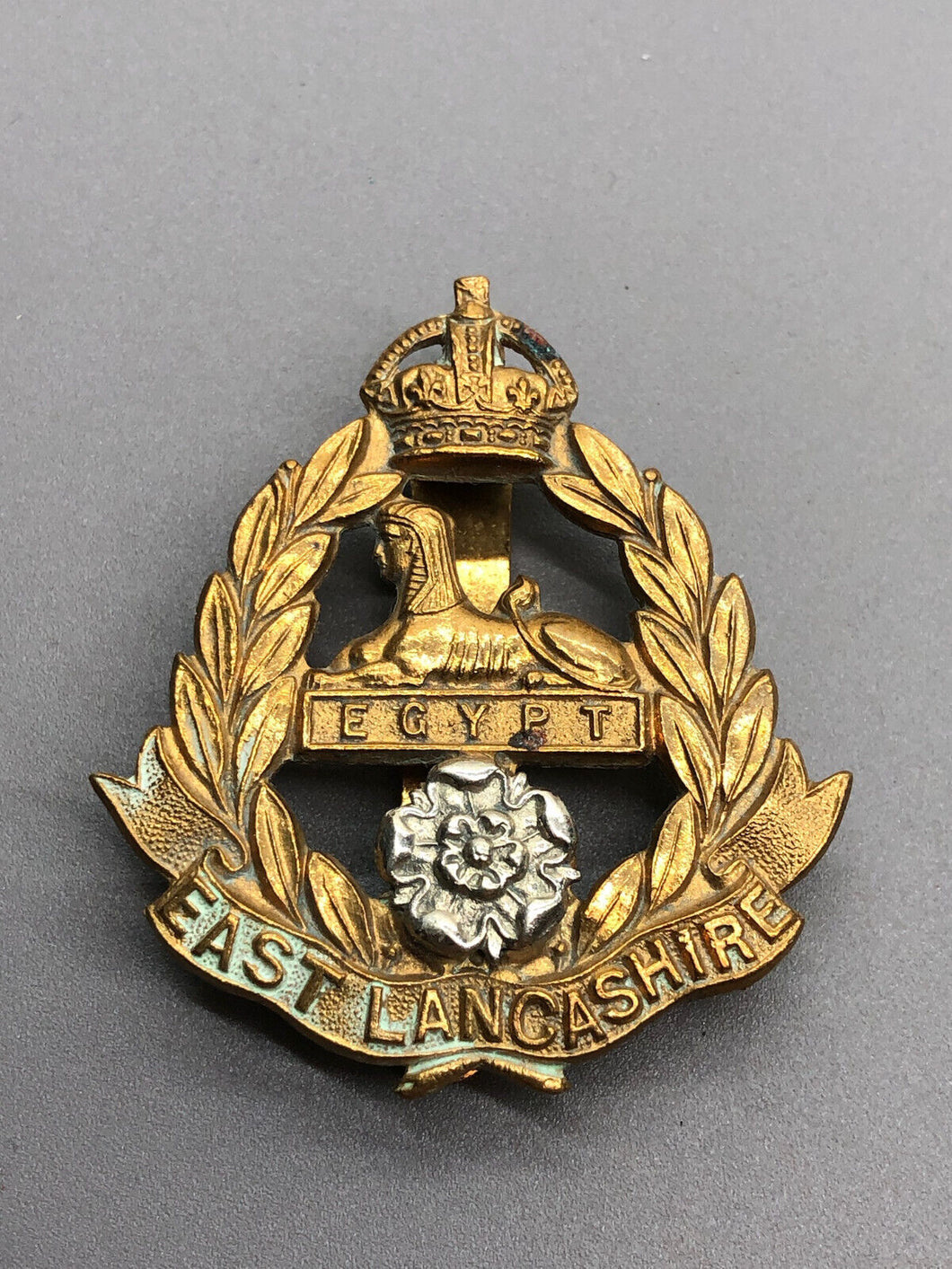 Original British Army WW2 East Lancashire Cap Badge