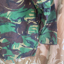 Lade das Bild in den Galerie-Viewer, Genuine British Army Smock Combat Jungle DPM Camouflage - Size 160/104
