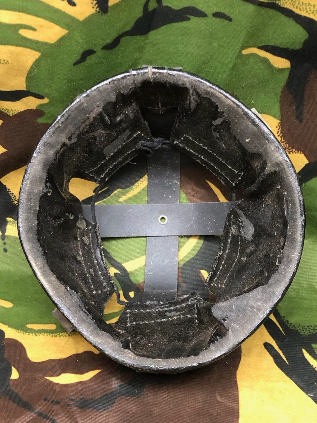 Original British Army Helmet Liner - Size 6 1/2 - Ideal for WW2 Helmet - The Militaria Shop