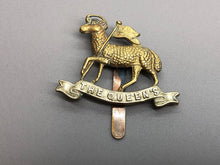 Charger l&#39;image dans la galerie, Original WW1 British Army Cap Badge - Queen&#39;s Royal Regiment (West Surrey)
