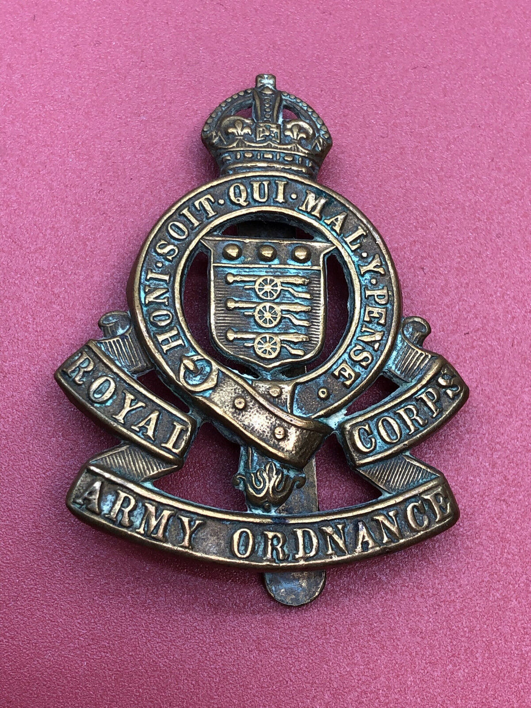 Original WW2 British Army Royal Army Ordnance Corps Cap Badge