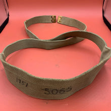 Charger l&#39;image dans la galerie, Original WW2 British Army 37 Pattern Shoulder Strap - 44&quot; in Length
