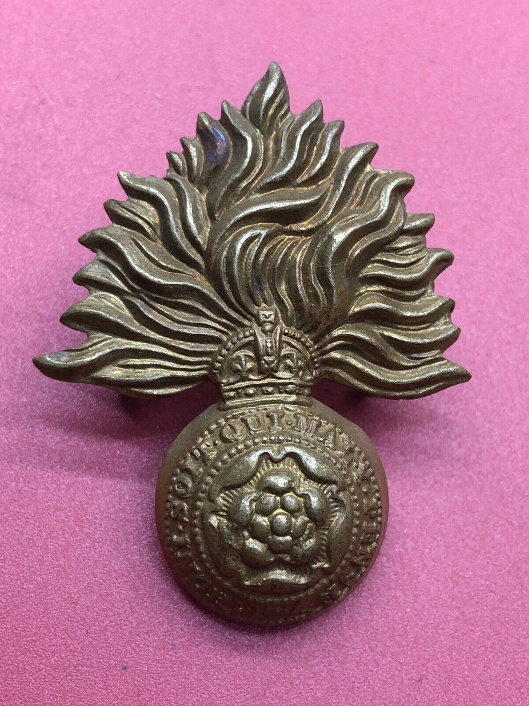 Original WW2 British Army Royal Fusiliers Cap Badge