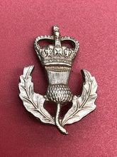 Load image into Gallery viewer, Genuine British Army Queen&#39;s Own Highlanders Collar Badge Queen&#39;s Crown
