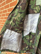 Charger l&#39;image dans la galerie, Genuine British Army DPM Camouflaged Combat Smock Jacket - Size 180/96
