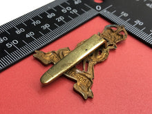 Load image into Gallery viewer, Original WW2 British Army Labour Corps Cap Badge
