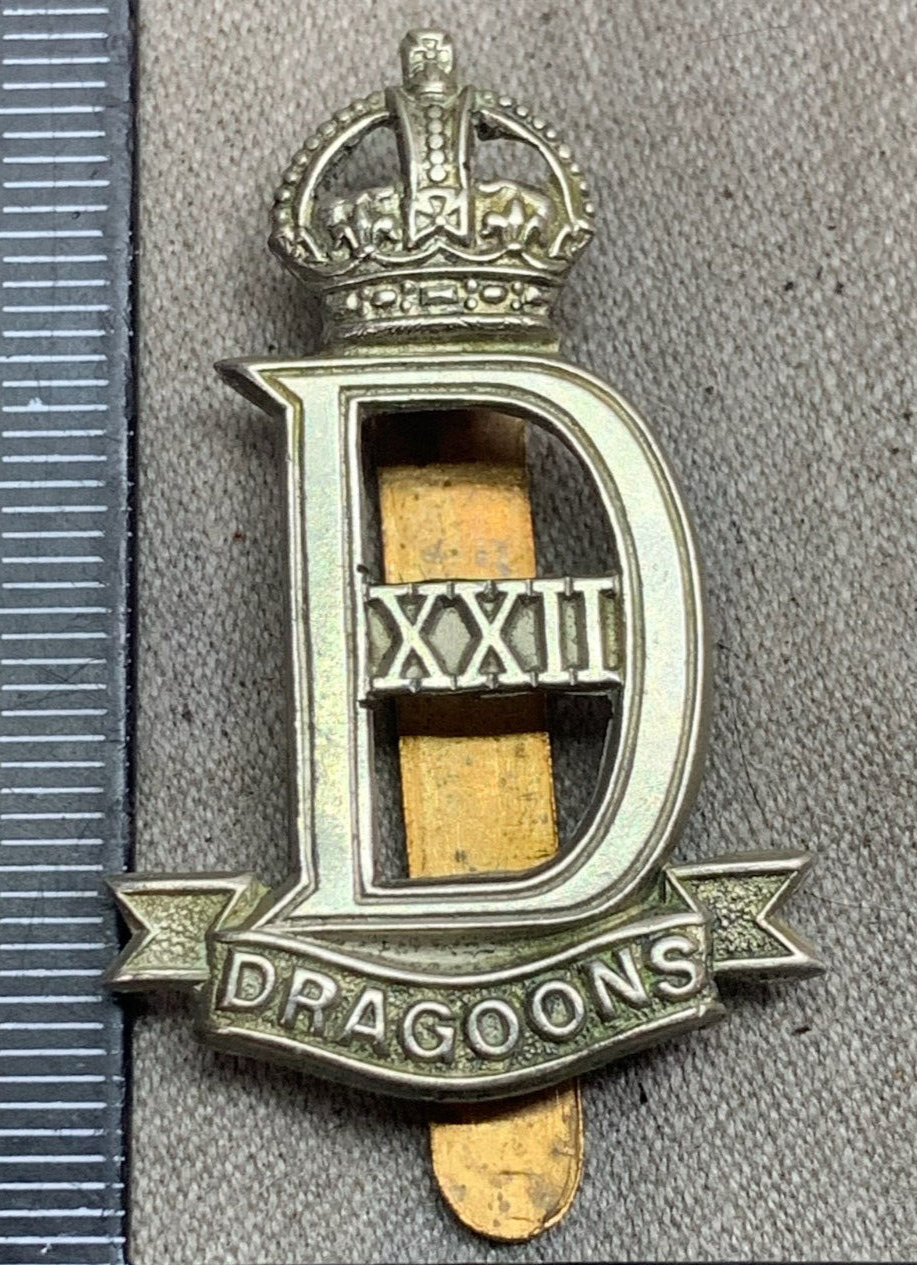 Original WW2 British Army 22nd Dragoon Guards Cap Badge - King's Crown