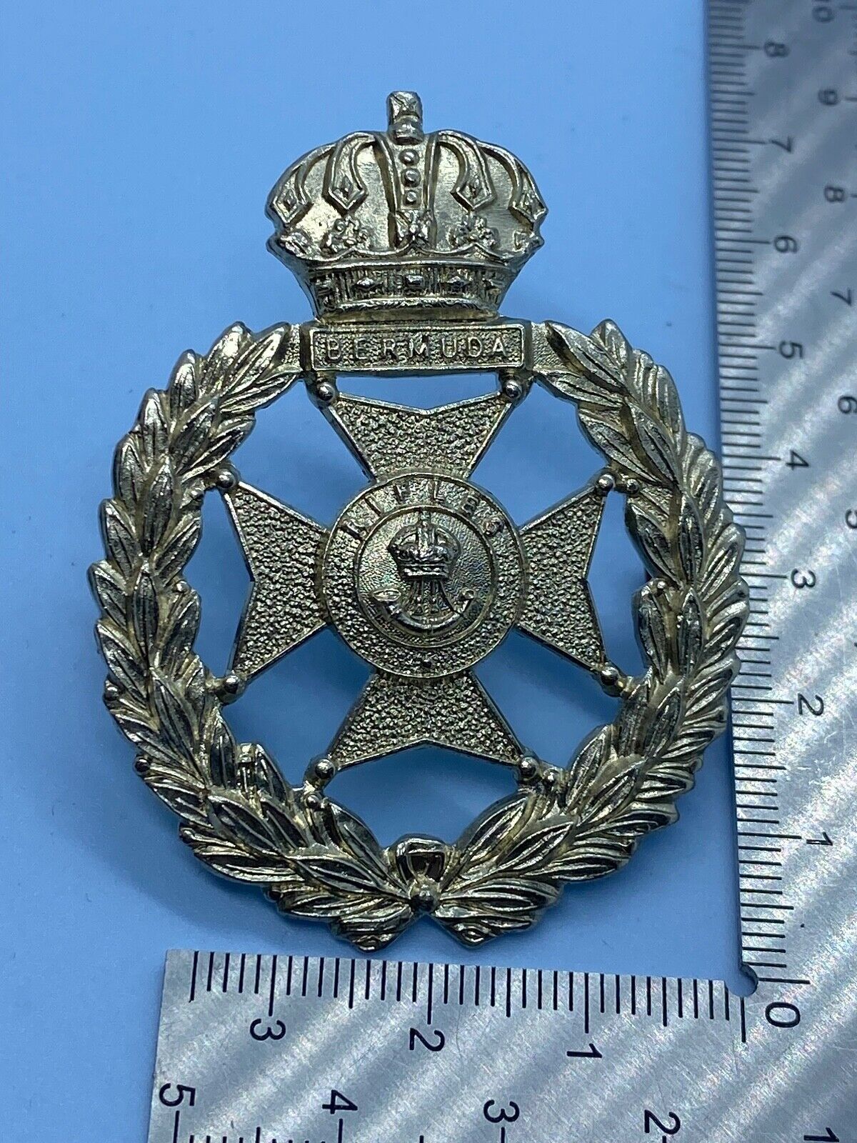 Original WW1 / WW2 British Army Bermuda Rifle Corps Cap Badge - The Militaria Shop