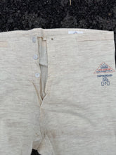 Lade das Bild in den Galerie-Viewer, Original Australian / British Army Long Johns Underwear New Old Stock - WW2 Patt
