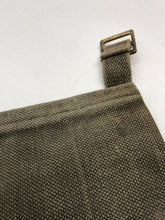 Charger l&#39;image dans la galerie, WW2 British Army 37 Pattern Webbing Water Bottle Carrier Harness - 1943 Dated
