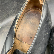 Load image into Gallery viewer, Genuine British Army Black Leather Dress Shoes - Size UK 9 L - The Militaria Shop

